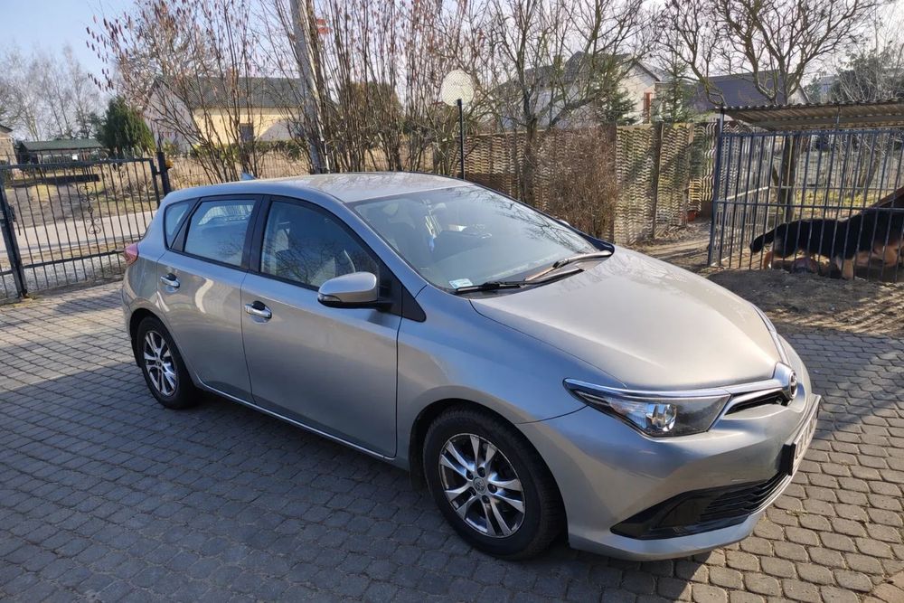 Toyota Auris Auris 2017 Niski przebieg salon Polska pierwszy właściciel