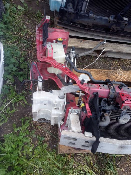 TOYOTA PRIUS III 09-15 przód chłodnice belka pas podłużnice komplet