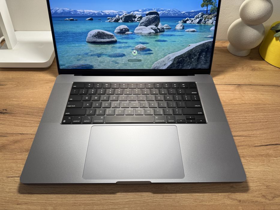 MacBook Pro 16' 2021 M1 Pro 32Gb 1Tb Space: 46 999 грн. - Ноутбуки