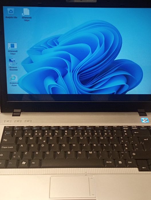 Insys Stile-Note M748S