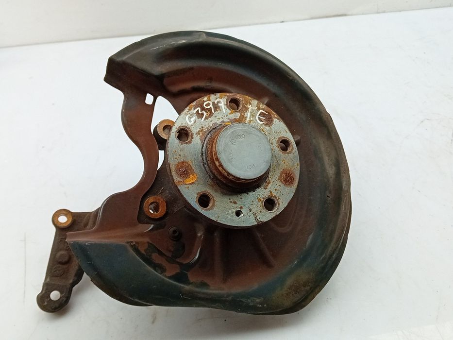 Manga de eixo trás esquerda SKODA Octavia II Break (1Z5)