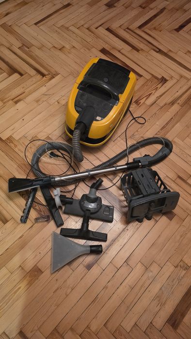 Пилосос миючий ZELMER ZVC762ZT