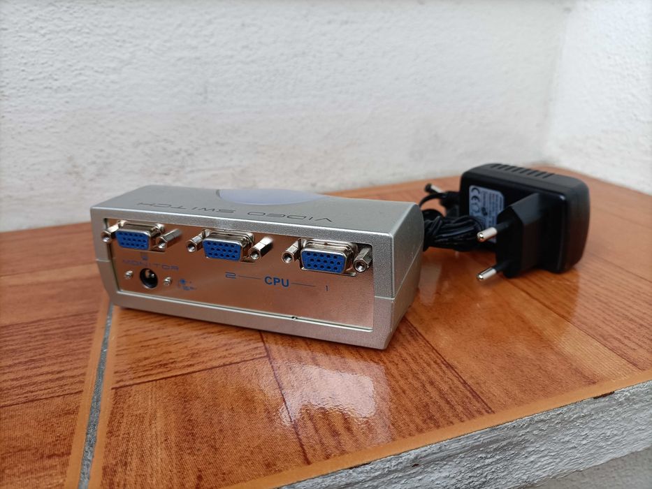 Aten VS-261 - VGA video switch/seletor