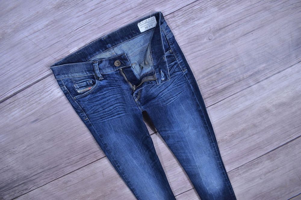 Diesel Hi Vy Super Slim Straight Jeansy W27 L34