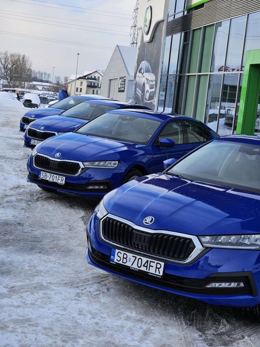 Wynajem busów i samochodów osobowych