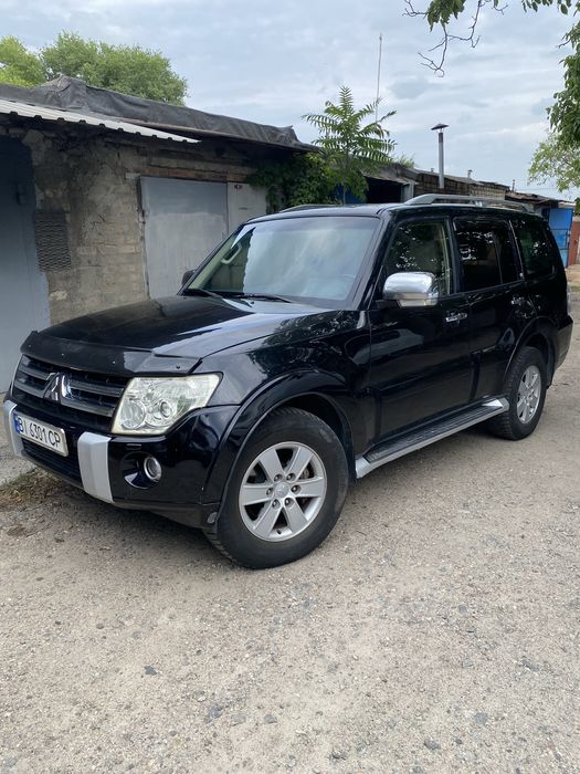 Mitsubishi Pajero 2008 VIN JMYLYV98W8J726827 фото оголошення 2 з 8