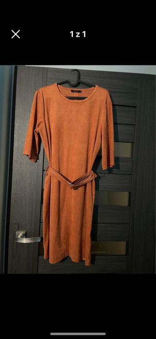 Sukienka zamsz Reserverd