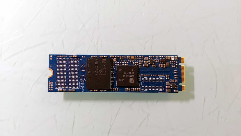 Dysk SSD M2 SATA 512 GB