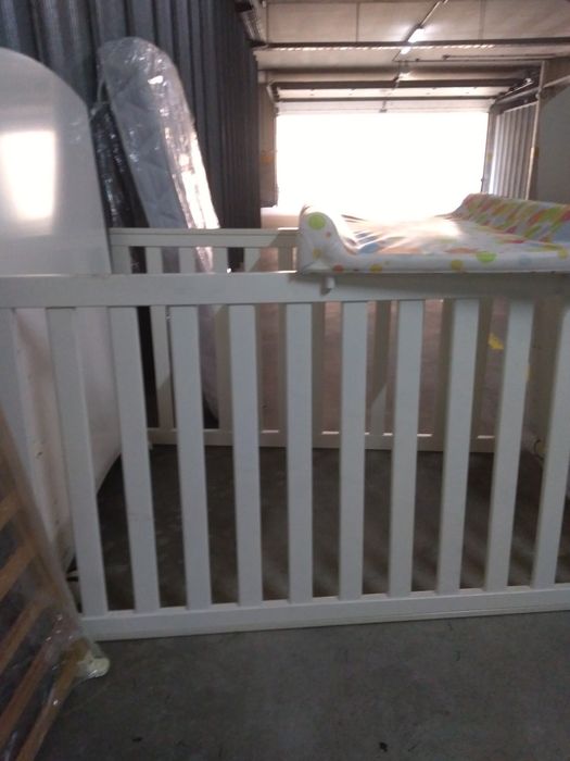 Berço bebé mais colchão e resguardo