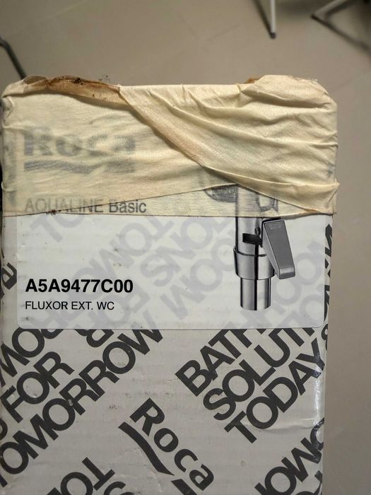Fluxómetro para sanita + tubo de descarga - ROCA