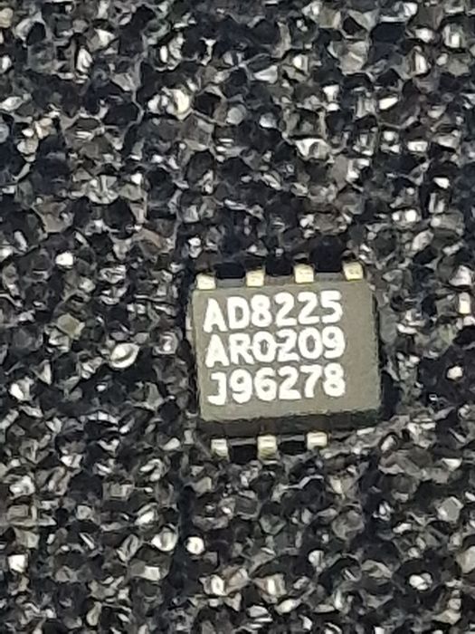 #887   AD8225 Analog Devices