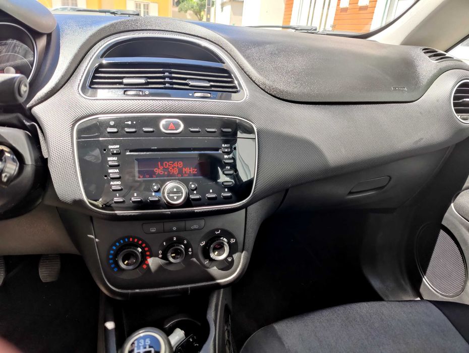 Carro Fiat Punto