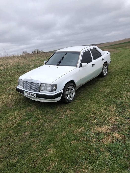 Мерседес 124.2.0