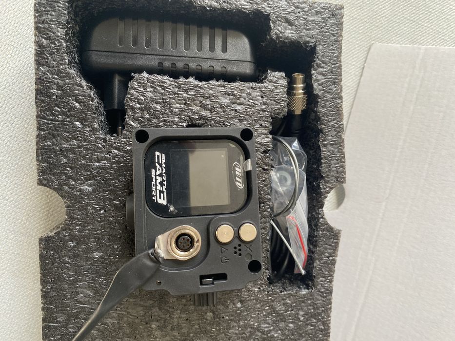 AIM Motorsport  SOLO2+SmartyCam 3 Trackday Kit