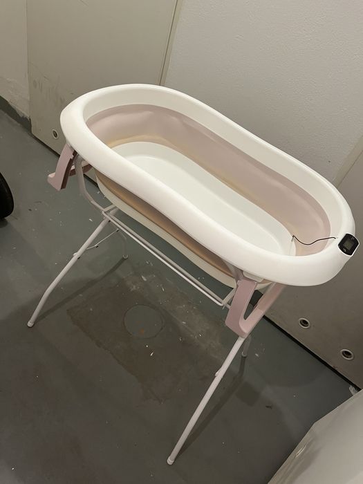 Wanienka ze stelazem i termometrem