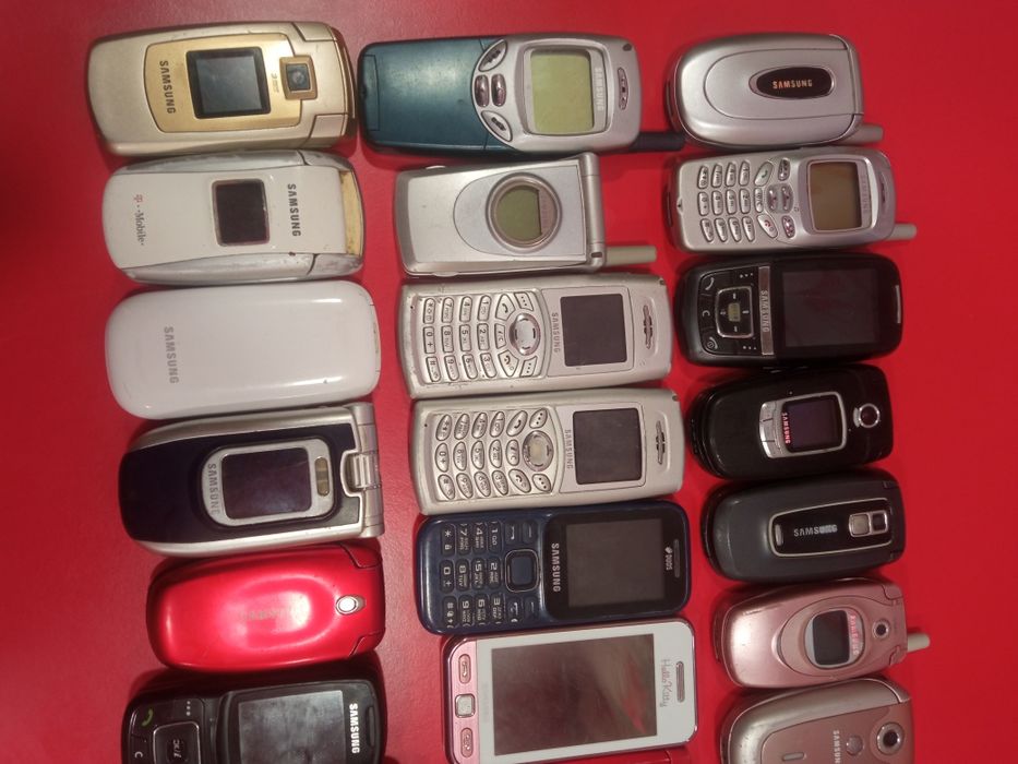 Телефон Самсунг x600