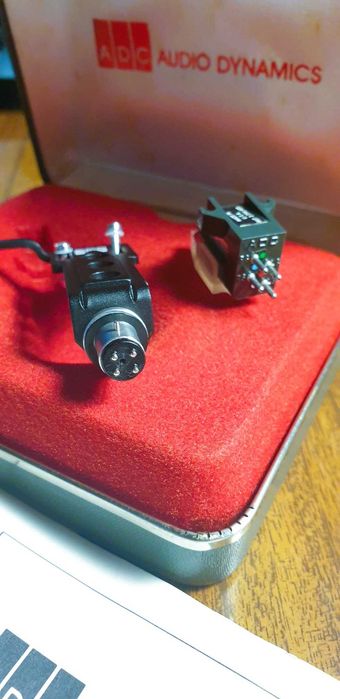 Headshell com Célula e Agulha da Audio Dynamics