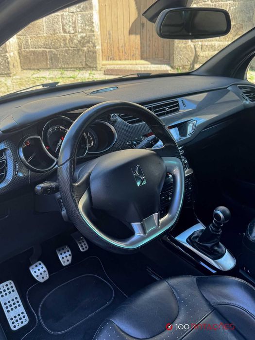 Citroen DS3 1.6 Thp SportChic - Desde 139Eur/ mês