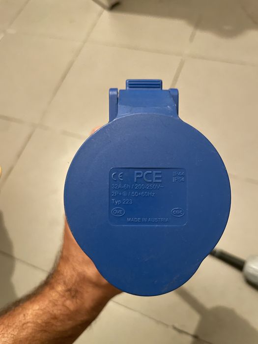 Adaptador de Corrente 16a - 32a
