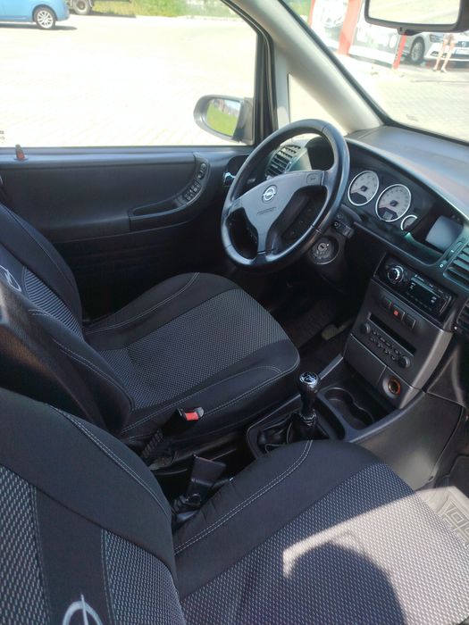 Продам Opel Zafira