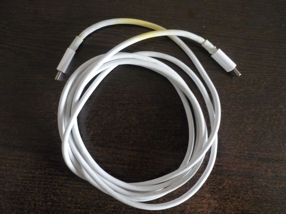 Кабель до зарядного пристрою MacBook Apple USB-C Power Adapter