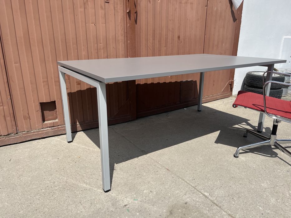 Biurko Herman Miller