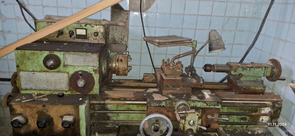 Продам токарный станок УТ16ПМ