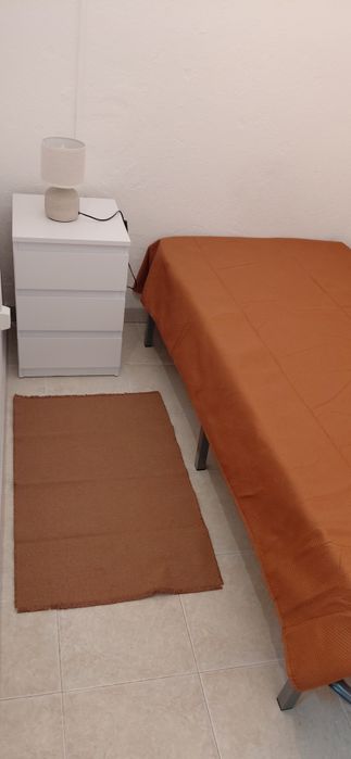 Alugo quarto em Fontainhas-Cascais