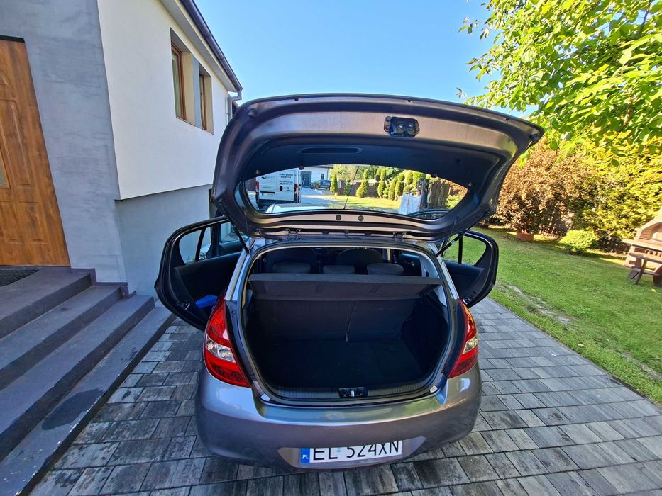 HYUNDAI I 20, 2009 r