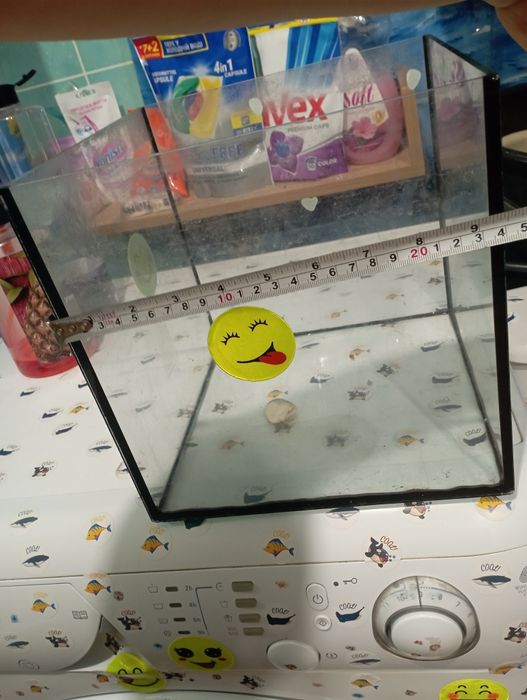 Продам аквариум целый