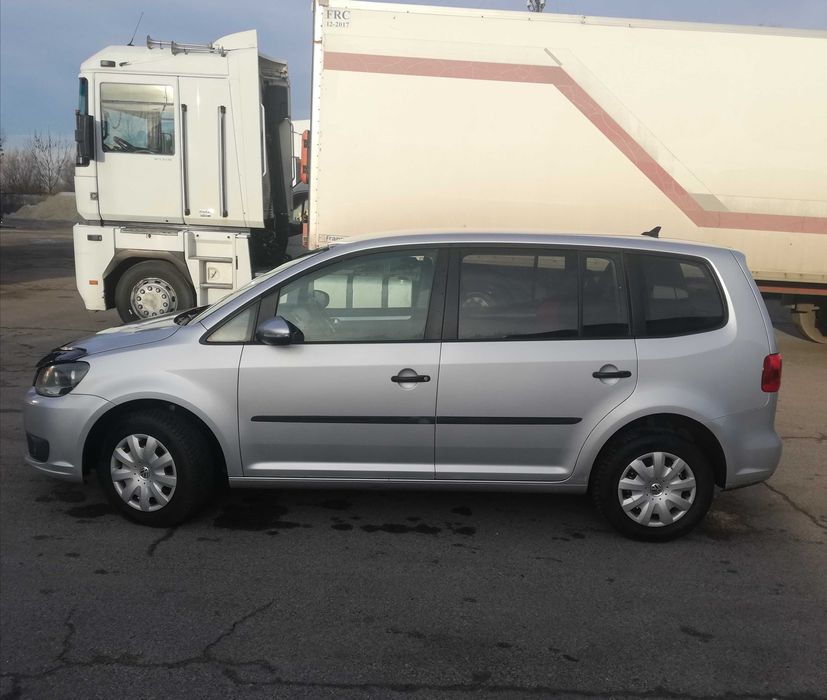 Фольксваген Тоуран