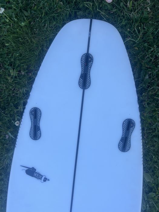 Prancha de surf em otimas condicoes quase nova