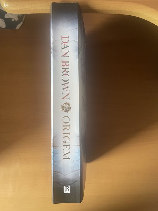 Livro “Dan Brown Origem”