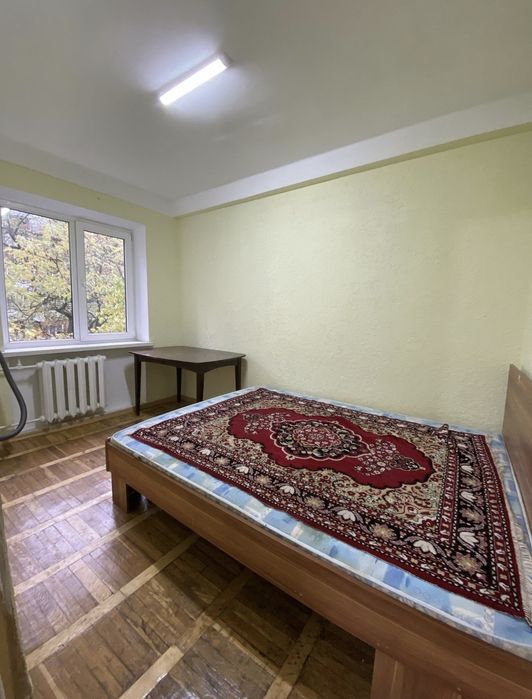 Продам 2х кімнатну квартиру в центрі міста "Амстор ,Україна"