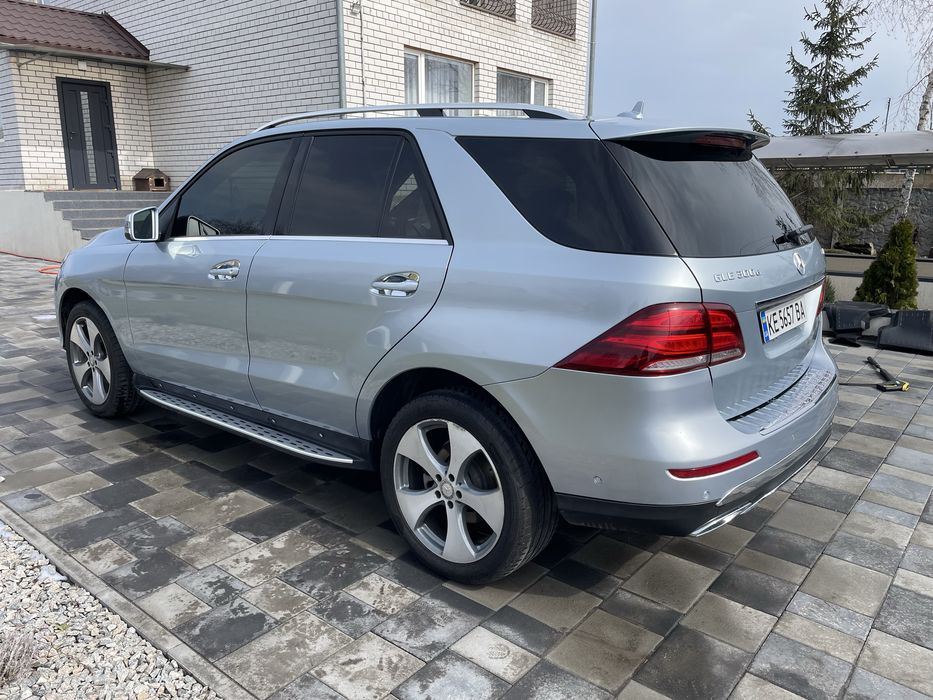 Продам Mercedes GLE 300d