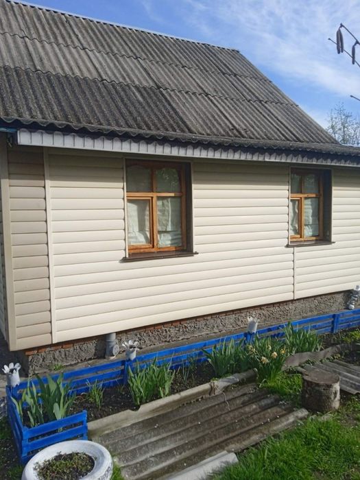 Продам житловий будинок Киїнка,садове тов.Капрон