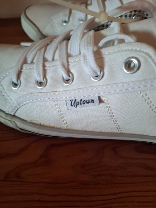 Ténis / Sapatilha Lona Uptown T/40 ( Novos )