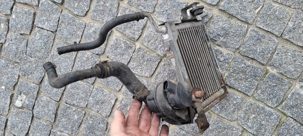 AUDI/VW-Radiador água original motor 1.9TDI AJM PD115CV 8D020,3503A