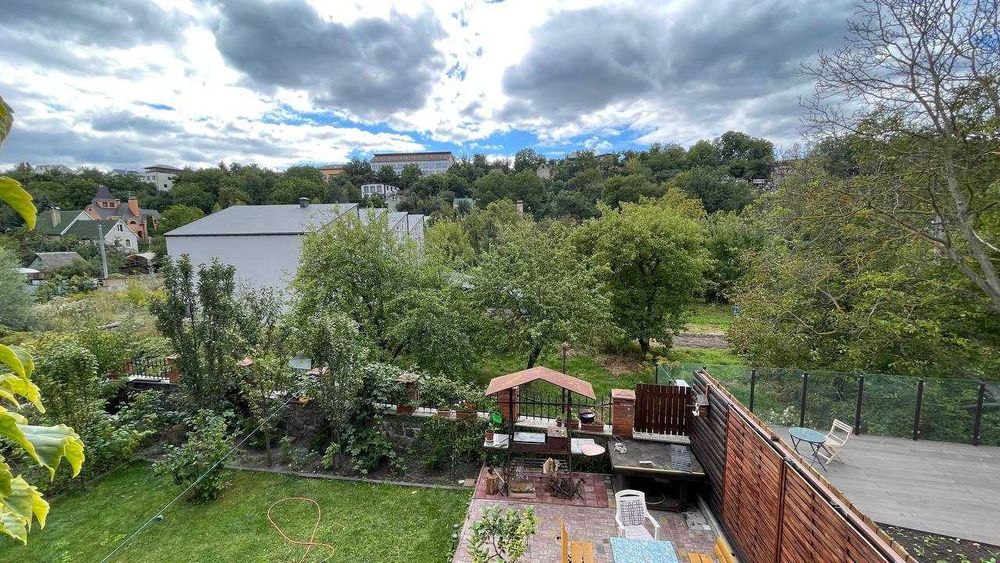 Продам дом с ремонтом. Киев, Голосеево, кризисная цена, без % свой