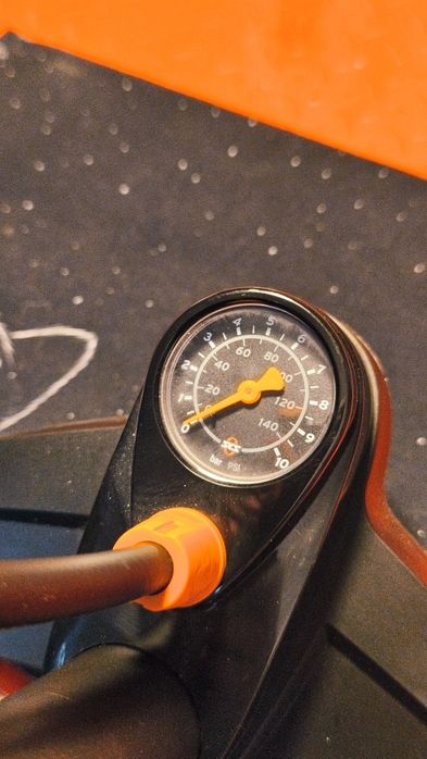 Bomba bicicleta, varios