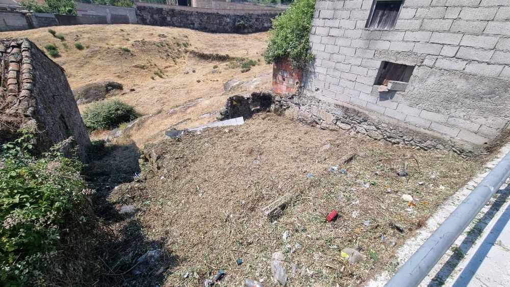 Casa a restaurar freguesia e da Guarda alfarazes