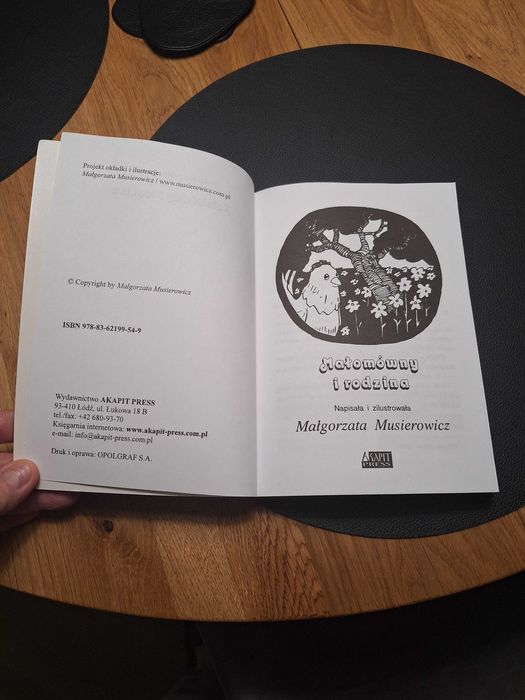 Ksiązka Małomówny i rodzina