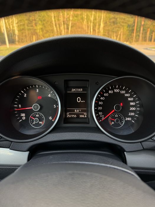 Volkswagen Golf 6 2012 1.6tdi в комплектації Match