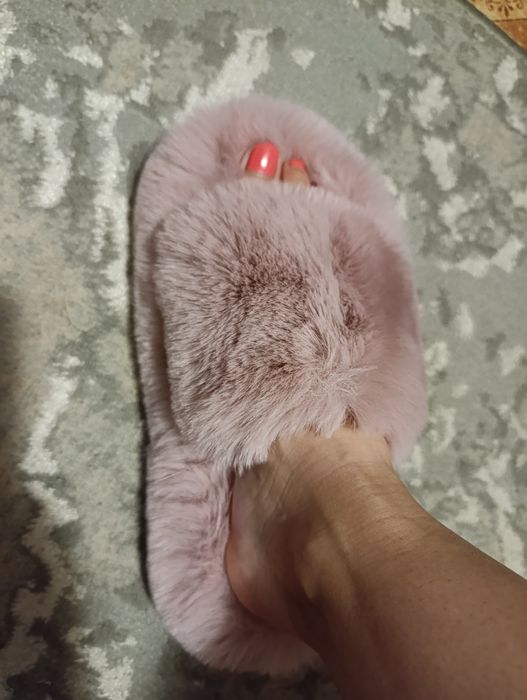 Комнатные тапочки