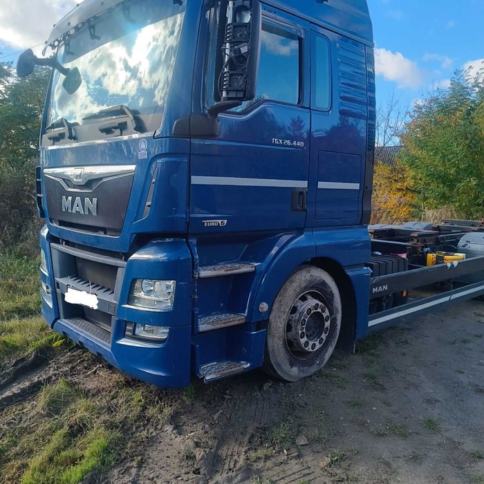 Комплектна кабіна MAN TGX 2015 року