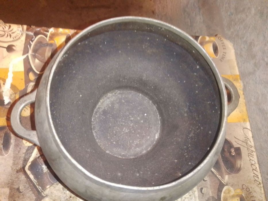 Чугунок на три літра