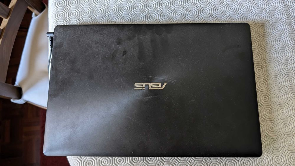 Portátil ASUS X552L