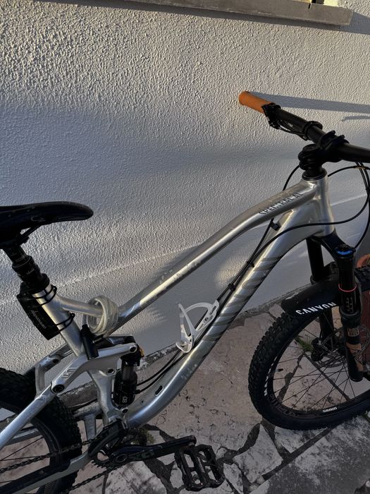 Vendo Bike Canyon Spectral AL 2018 Usada