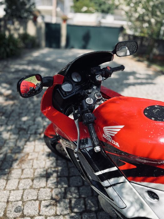 Honda CBR 600 F3 1998 – Tricolor – Completa – Sem documentos