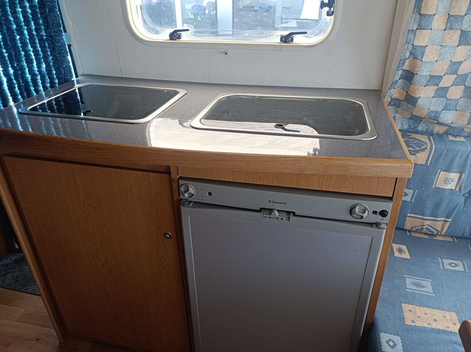 Vendo caravana pluma 450